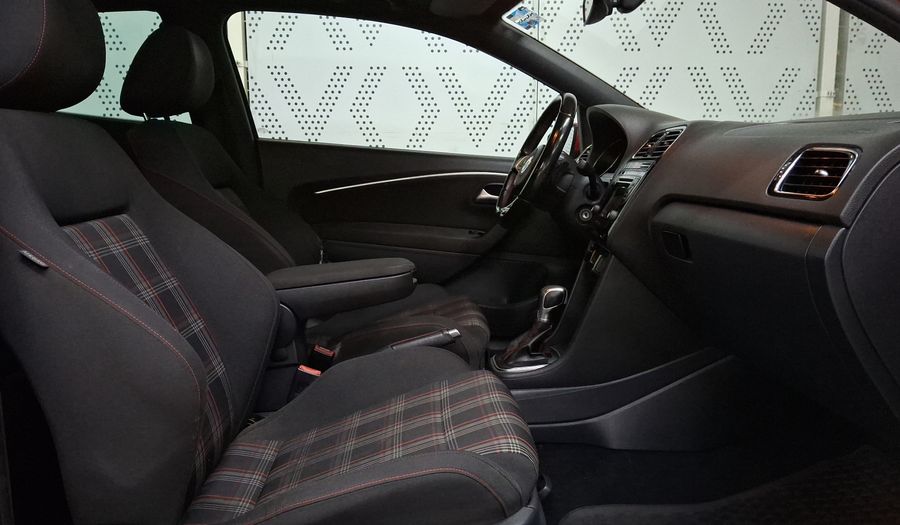 Volkswagen Polo 1.8 TSI DSG GTI Hatchback 2017