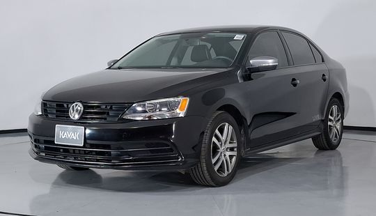 Volkswagen • Jetta