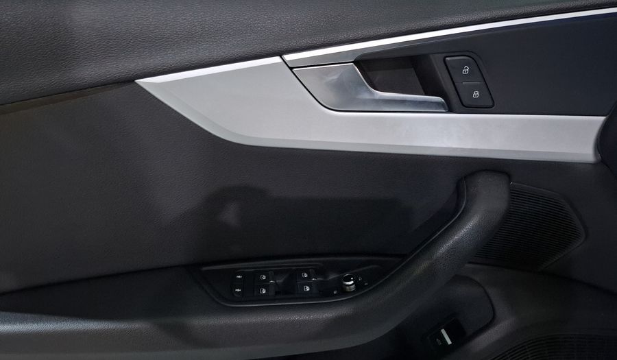Audi A4 2.0 TFSI SELECT S-TRONIC Sedan 2017
