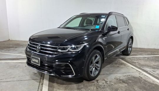 Volkswagen • Tiguan