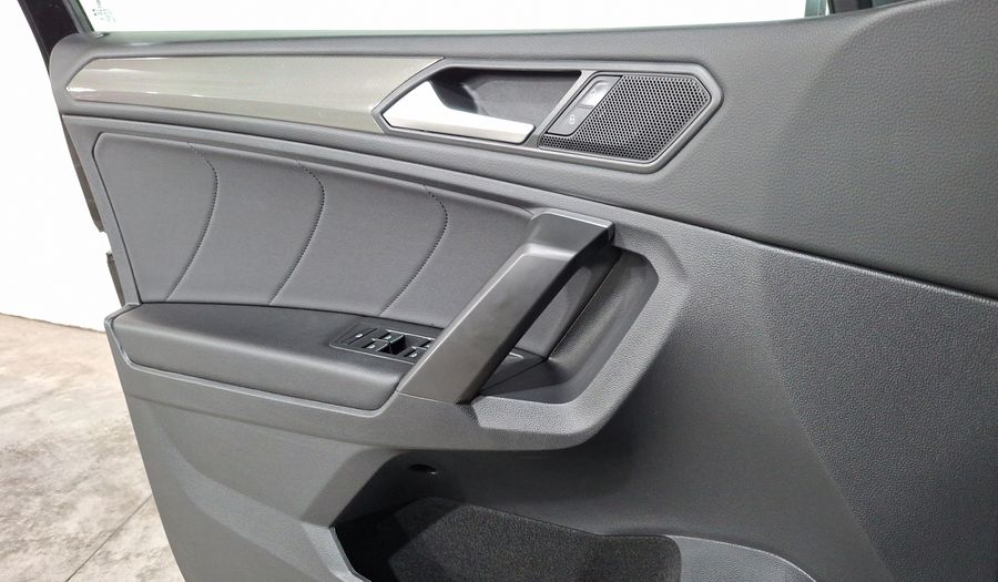 Volkswagen Tiguan 1.4 R-LINE DCT Suv 2023