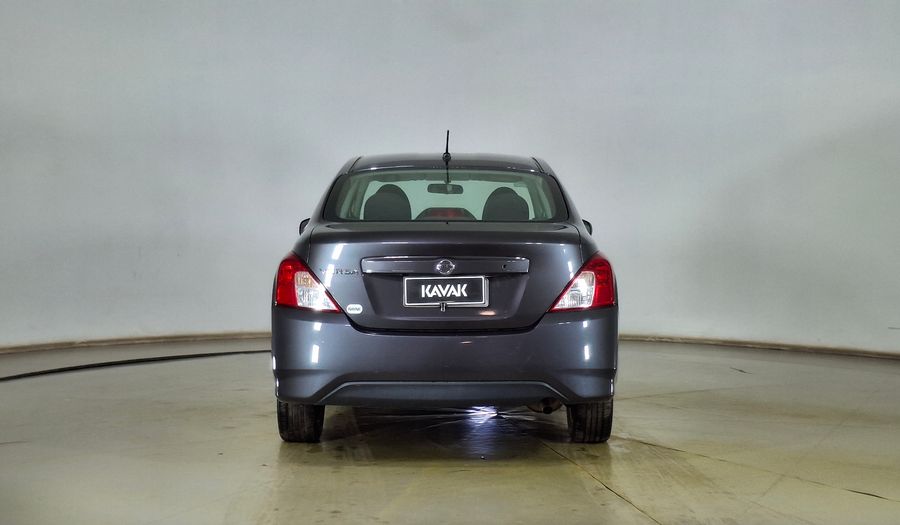 Nissan Versa 1.6 ADVANCE Sedan 2018