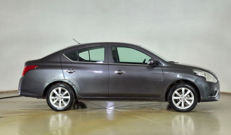 Nissan Versa 1.6 ADVANCE Sedan 2018