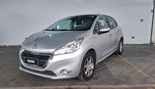 Peugeot • 208