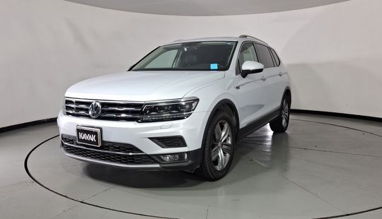 Volkswagen • Tiguan