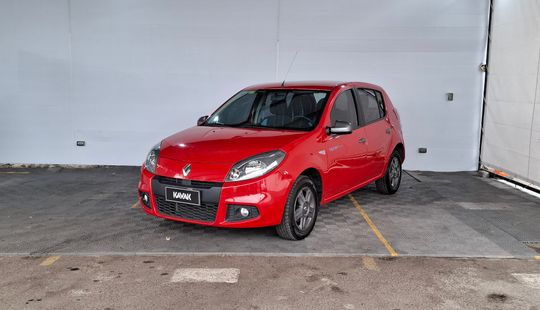 Renault • Sandero