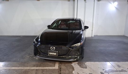 Mazda • Mazda 3