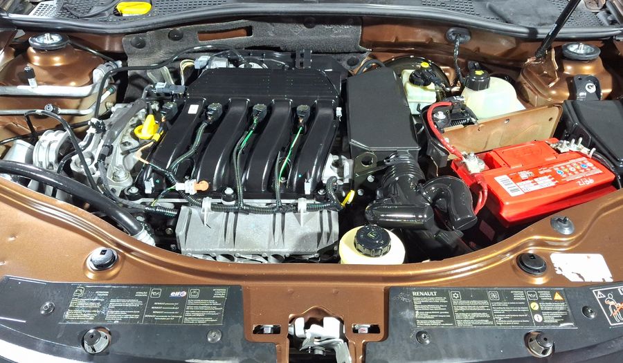 Renault Duster 2.0 DYNAMIQUE MEDIA NAV AT Suv 2015