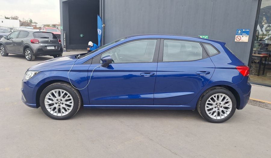 Seat Ibiza 1.6 110 HP STYLE Hatchback 2021