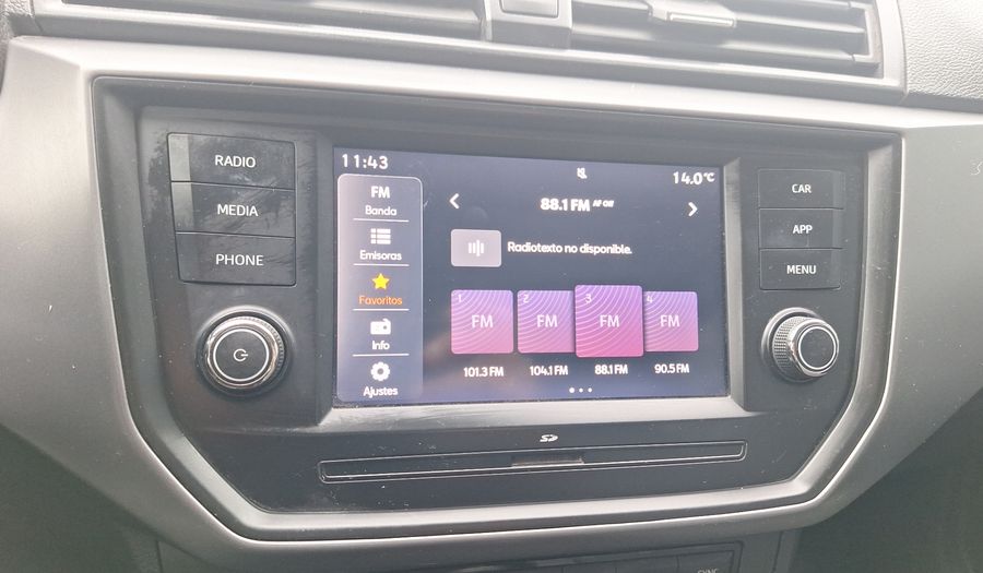 Seat Ibiza 1.6 110 HP STYLE Hatchback 2021