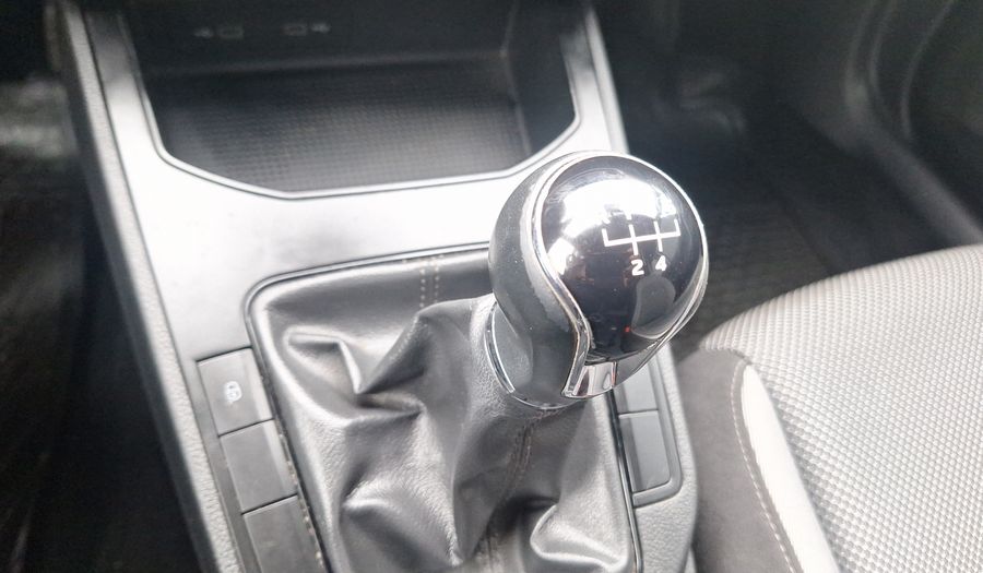 Seat Ibiza 1.6 110 HP STYLE Hatchback 2021