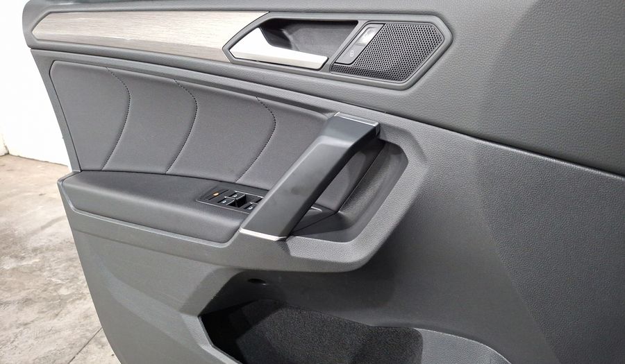Volkswagen Tiguan 1.4 COMFORTLINE PIEL DCT Suv 2019