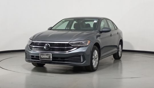 Volkswagen • Jetta