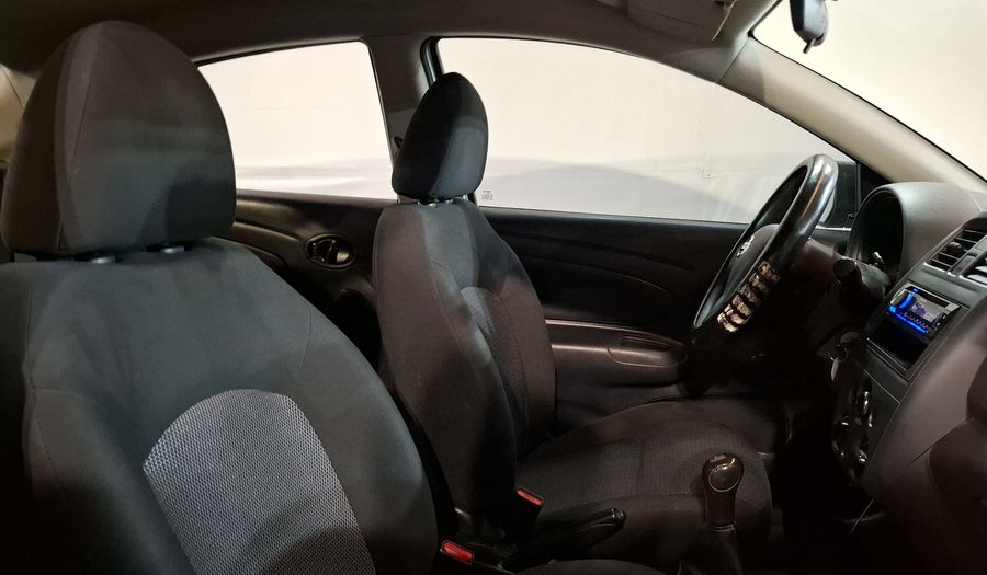 Nissan Versa 1.6 DRIVE A/C Sedan 2019