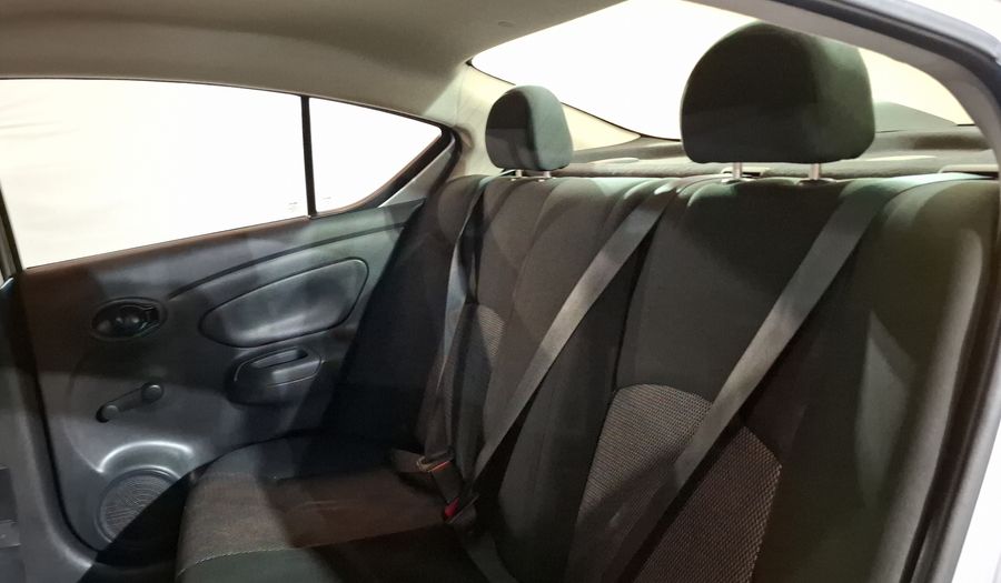 Nissan Versa 1.6 DRIVE A/C Sedan 2019
