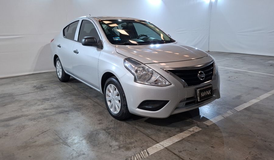 Nissan Versa 1.6 DRIVE A/C Sedan 2019
