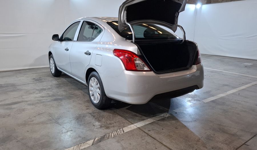 Nissan Versa 1.6 DRIVE A/C Sedan 2019