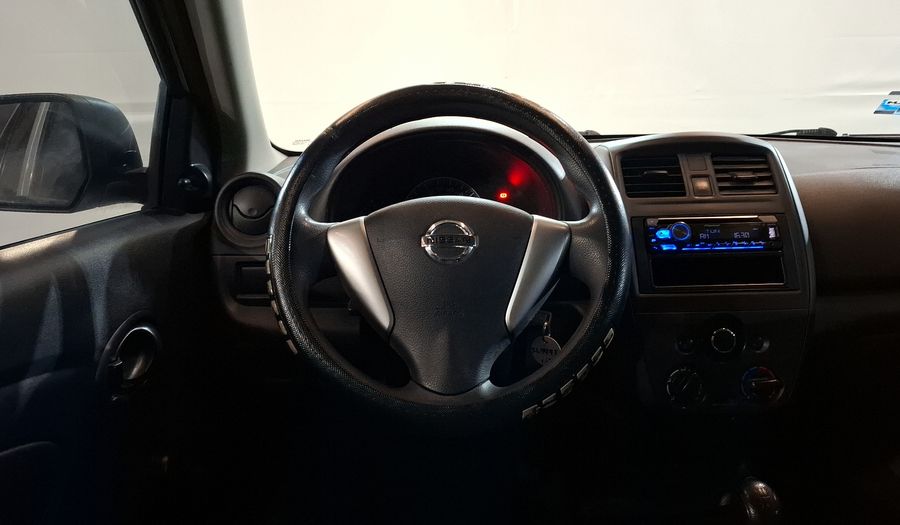 Nissan Versa 1.6 DRIVE A/C Sedan 2019
