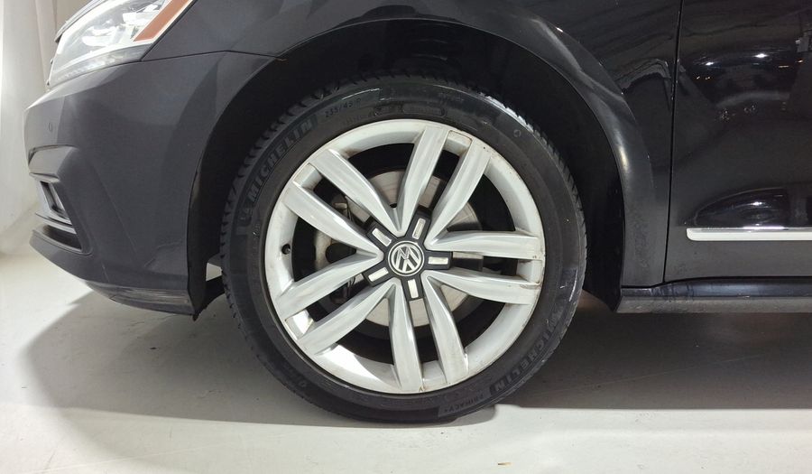 Volkswagen Passat 3.6 V6 Sedan 2017