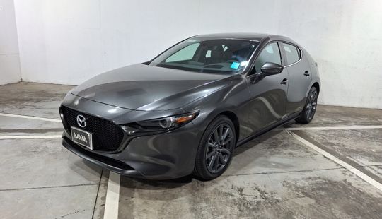 Mazda • Mazda 3