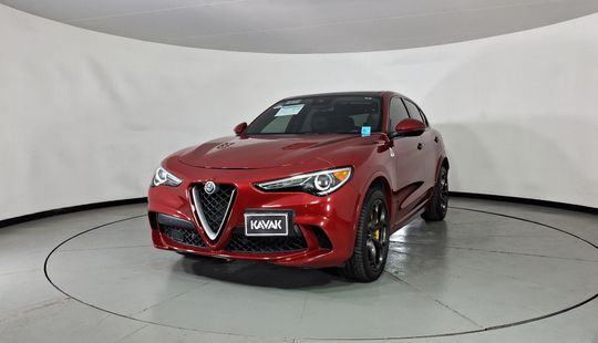 Alfa Romeo • Stelvio