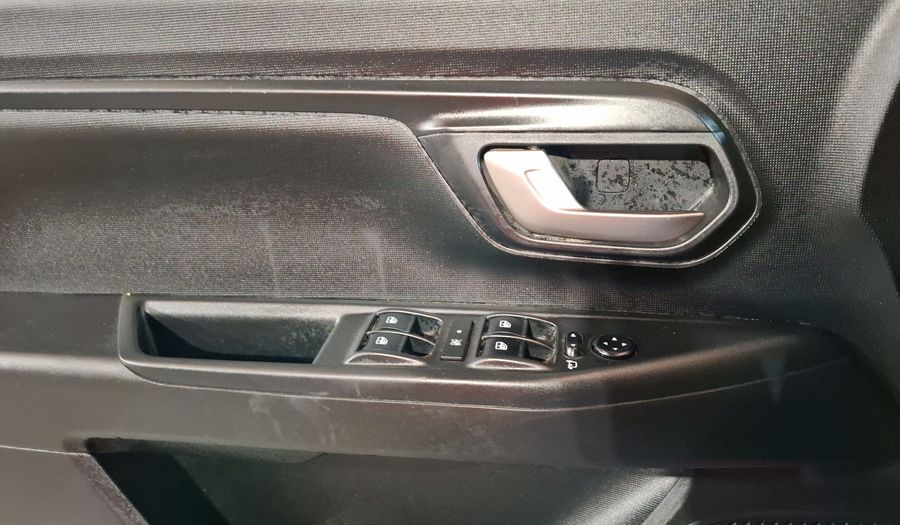 Ram 700 1.3 LARAMIE CREW CAB Pickup 2023