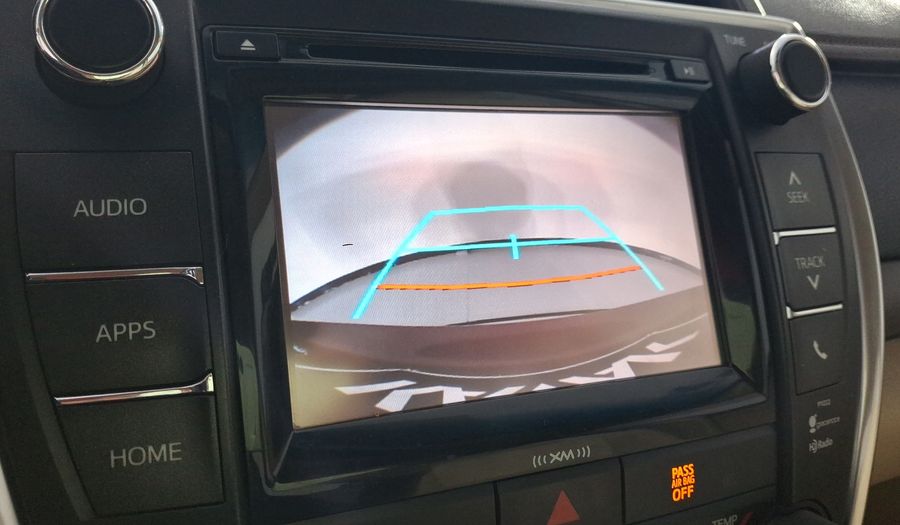 Toyota Camry 2.5 XLE L4 6AT Sedan 2016