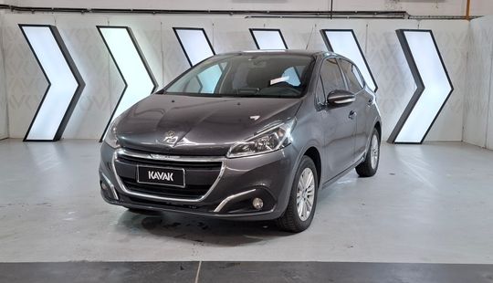 Peugeot • 208