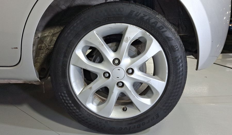 Nissan March 1.6 ADVANCE MT Hatchback 2017