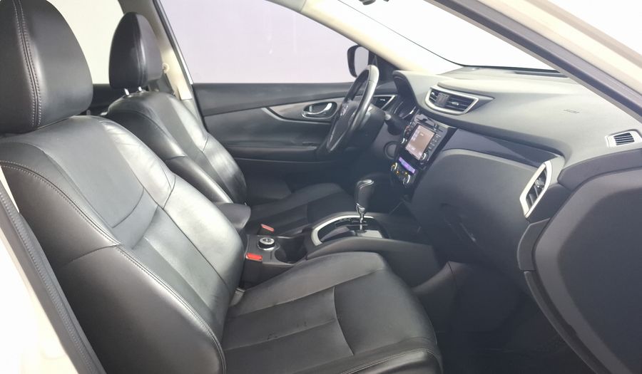 Nissan X-trail 2.5 EXCLUSIVE 3 ROW CVT 4WD Suv 2015