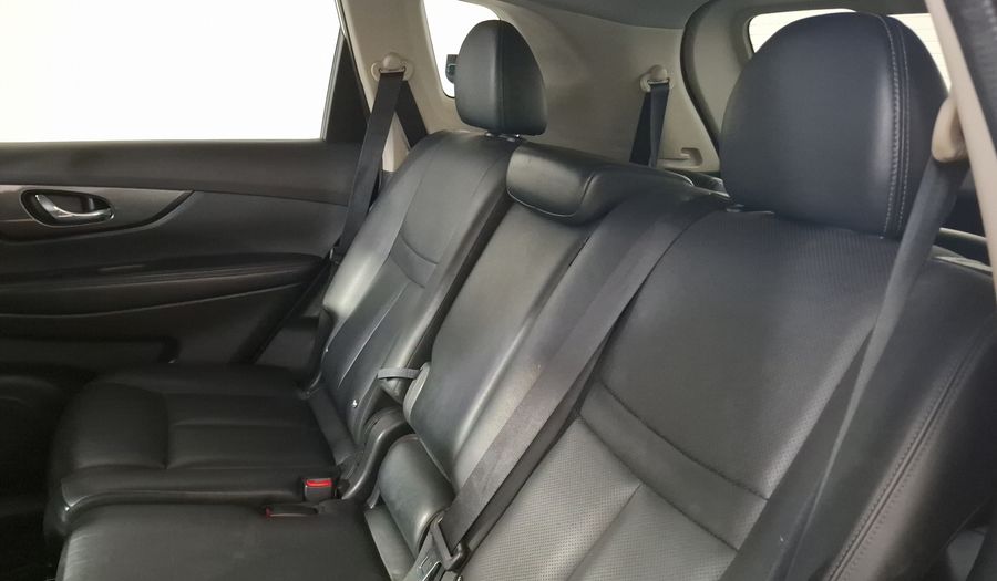 Nissan X-trail 2.5 EXCLUSIVE 3 ROW CVT 4WD Suv 2015