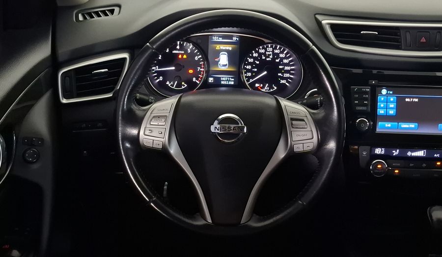 Nissan X-trail 2.5 EXCLUSIVE 3 ROW CVT 4WD Suv 2015