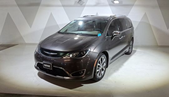 Chrysler • Pacifica
