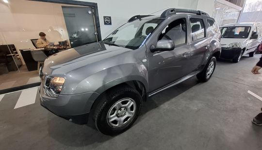 Renault • Duster