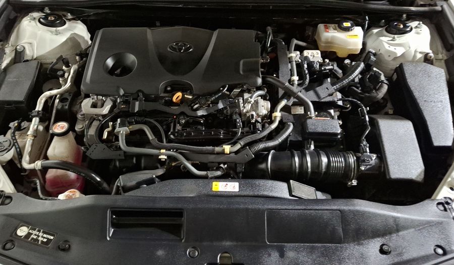 Toyota Camry 2.5 HEV XLE AUTO Sedan 2021