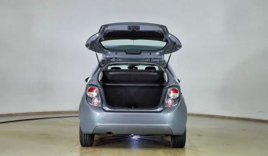 Chevrolet Sonic 1.6 LT Sedan 2014