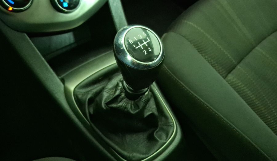 Chevrolet Sonic 1.6 LT Sedan 2014