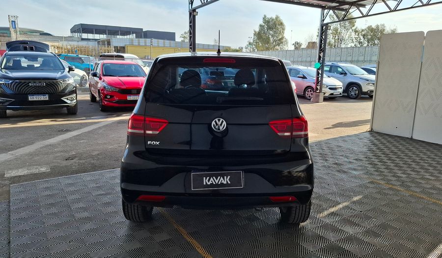 Volkswagen Fox 1.6 CONNECT Hatchback 2018