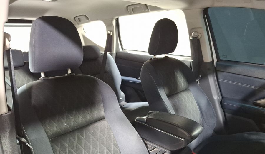 Mitsubishi Xpander 1.5 CROSS AUTO Minivan 2024