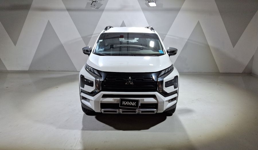 Mitsubishi Xpander 1.5 CROSS AUTO Minivan 2024