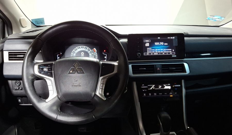 Mitsubishi Xpander 1.5 CROSS AUTO Minivan 2024