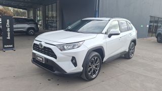 Toyota • RAV4