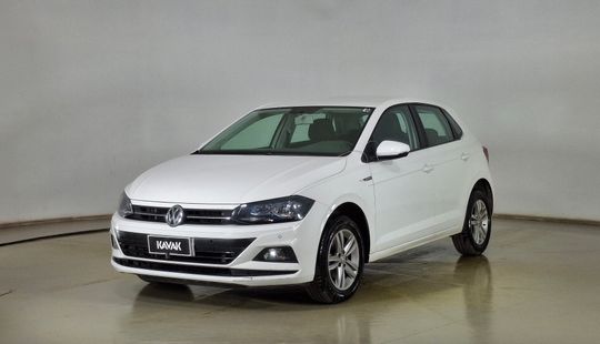 Volkswagen • Polo