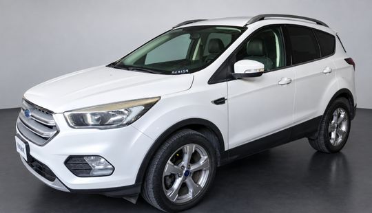 Ford • Escape