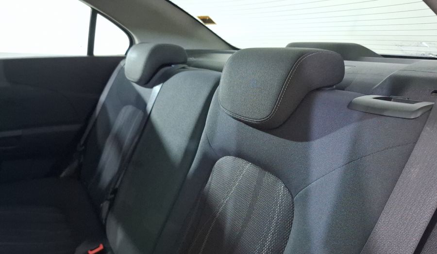 Chevrolet Sonic 1.6 MT D LT Sedan 2015