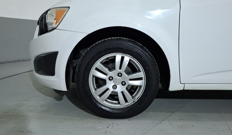 Chevrolet Sonic 1.6 MT D LT Sedan 2015