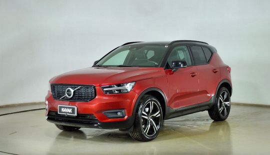 Volvo • XC40