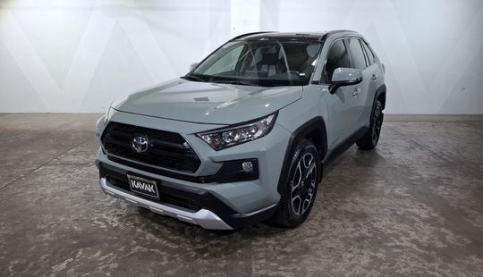 Toyota • RAV4