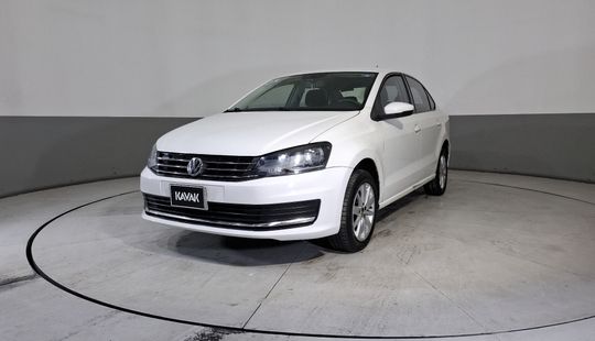Volkswagen • Vento