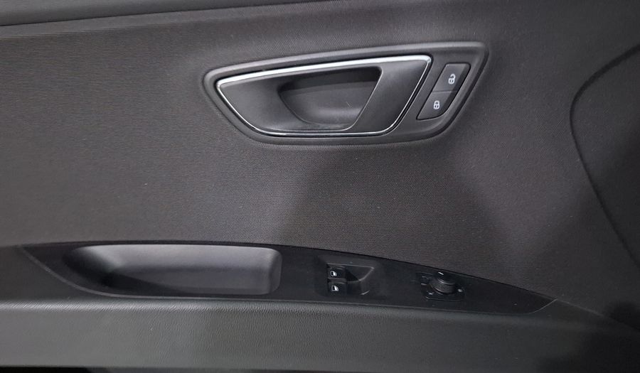 Seat Leon 1.4 TSI STYLE 140HP DSG Hatchback 2015
